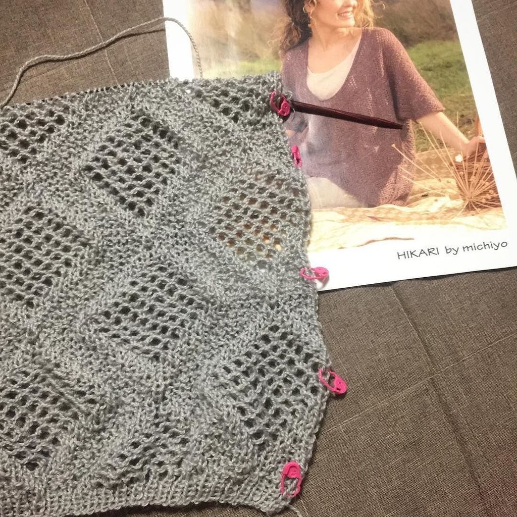 boomersagaran's tweet photo. やっと90段〜(o^^o)
#knitting #knitstagram #hikaricollection #michiyo #rourou
#thefibrecompany #meadow https://t.co/VqrTVpANeK https://t.co/7g8sVJOR01