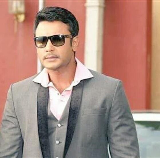 8_teju's tweet image. #Jaydev calssic entry my favorite
😘😘😍😍😍
#ClassLook wow love u @dasadarshan 
#JagguDada
@Dcompany171 
@DTYIFCOfficial