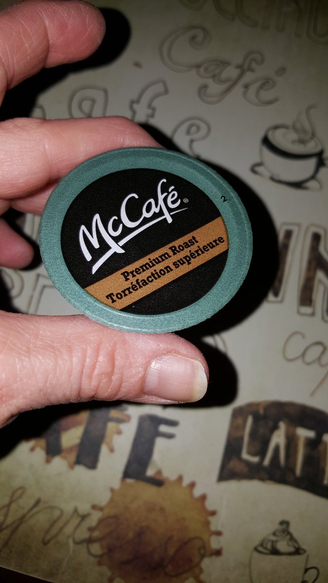 linmcgowan's tweet photo. Well well well looky looky ... hello #McCafe ๐โ @KeurigCanada #kcuppods thank you thank you & thank you @costcocanada #finally ๐ ...Cheers โ https://t.co/DsuSS1kTfS