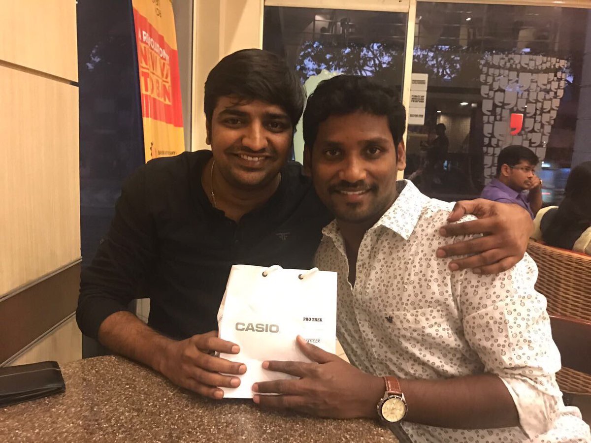 actorsathish's tweet photo. Happy birthday @Bakkiyaraj_k bro. Have a great year https://t.co/okQujWCpRQ