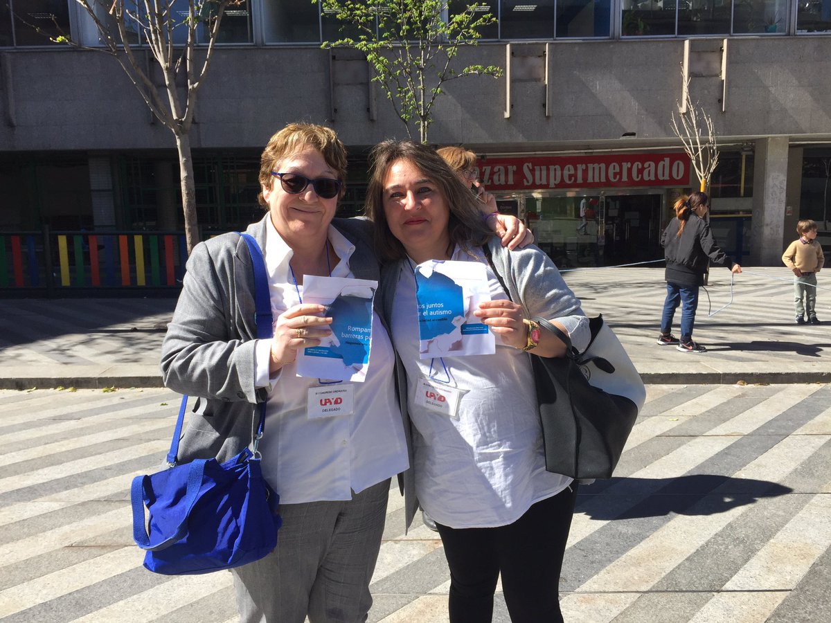susiescamez's tweet photo. Somos muchos los que queremos #Concienciar #RompeBarrerasPorElAutismo #diamundialdelautismo #AutismDay2017 Te unes?? https://t.co/55F40tH8NJ