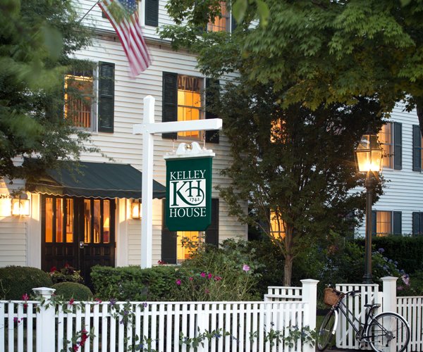 KelleyHouseMV's tweet image. Book your summer vacation with us. It will be here before you know it! #edgartown #marthasvineyard #travel