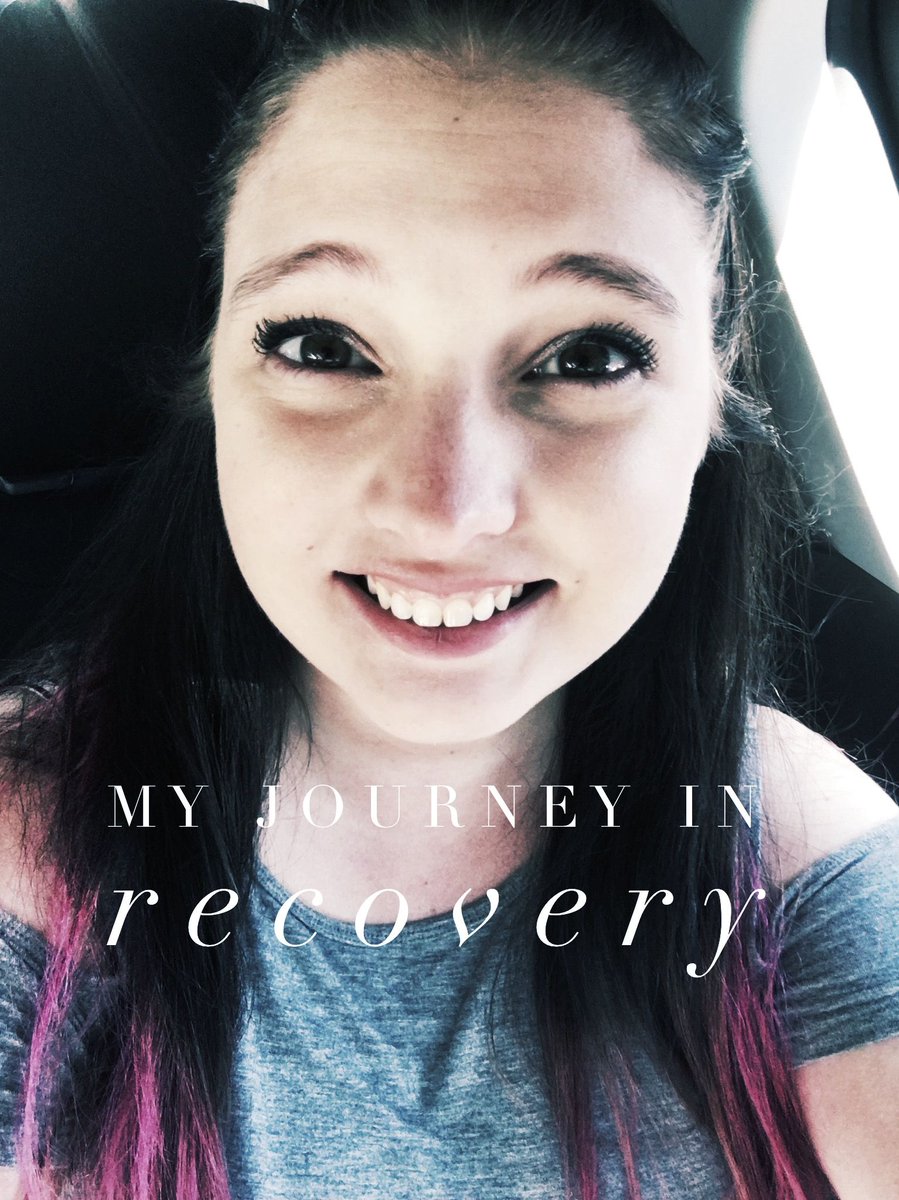 rachelnessxo's tweet photo. How did I get here? A year since starting the recovery journey... https://t.co/jbFIfmTK2X https://t.co/AyN11XAK4b