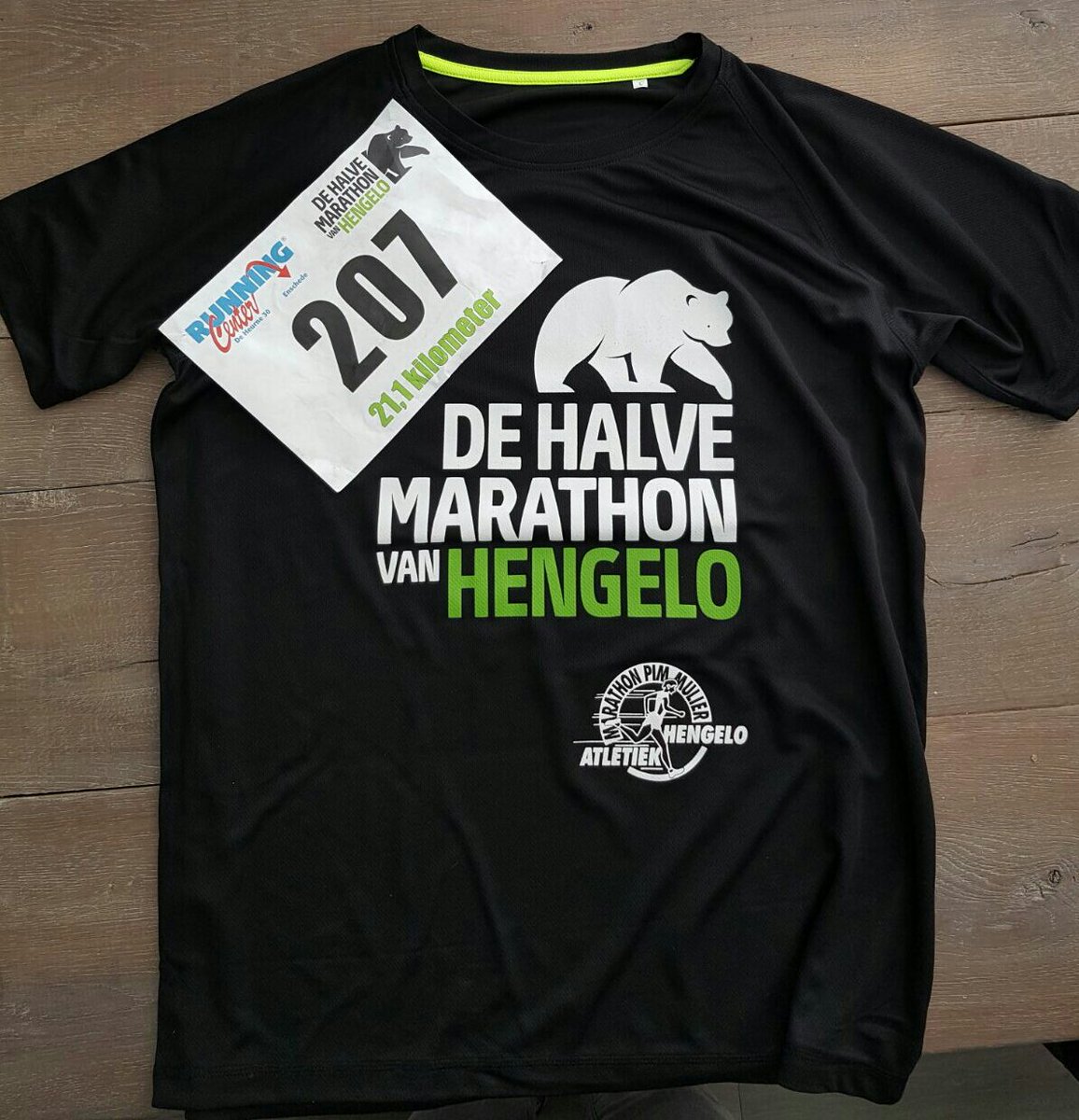 Soms is een shirtje een shirtje en soms is ie wat meer omdat ER EEN PR AAN HANGT!! 😂 - 1:37:11!! (was 1:38:39)