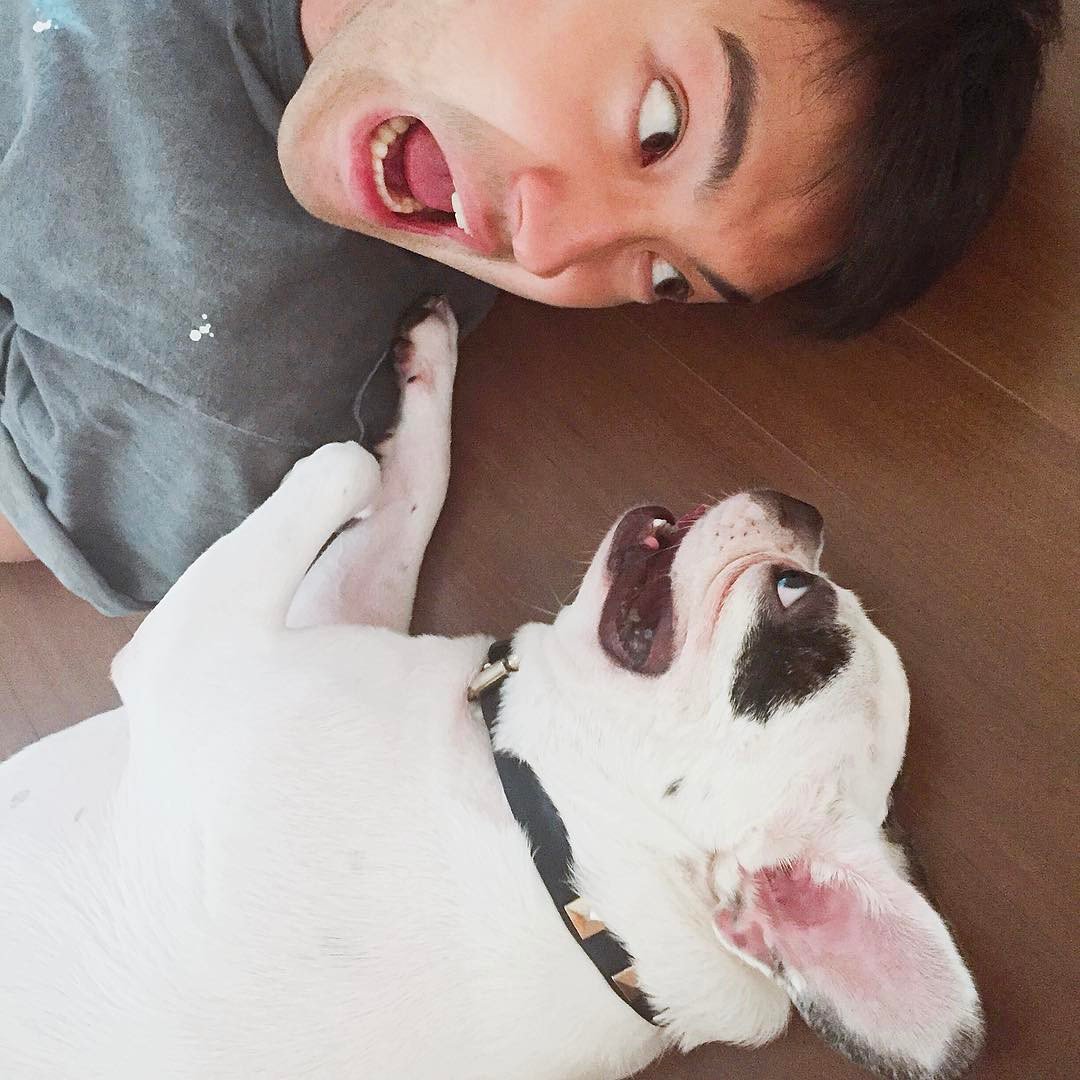 siwonmar's tweet photo. 170402 jwc11244 ig with #Siwon
Daddy and bugsy 🐾
#n407 #n407_bugsy #bugsy #bugsy_n407 #bugsy_siwon #siwon_bugsy
https://t.co/CYYx4qGkGZ https://t.co/m5l7AL9bBW