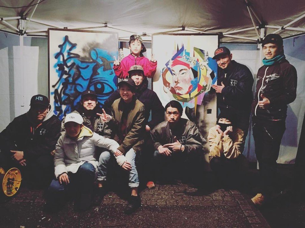 hannya_ndgrp's tweet photo. 4/1,2と代々木公園で行われてた『春風』にてGRMLNSのお手伝いをさせていただいてました!!芸術系では無い自分からするとなかなか無い経験で楽しかったです😁
#代々木公園 #春風 #grmlns #お手伝い #最高 #の #時間 https://t.co/Gjil17EWv0