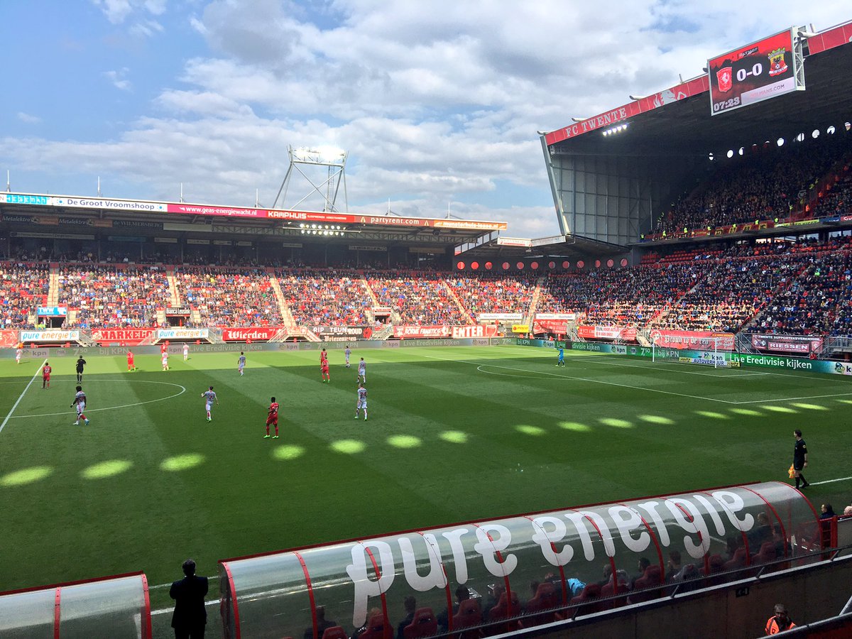 De zon schijnt voor solargasten <a href="/PureEnergieNL/">Pure Energie</a>, succes en veel energie <a href="/MichelArninkhof/">Michel Arninkhof</a> en <a href="/joostposthuma/">Joost posthuma</a> voor #twegae