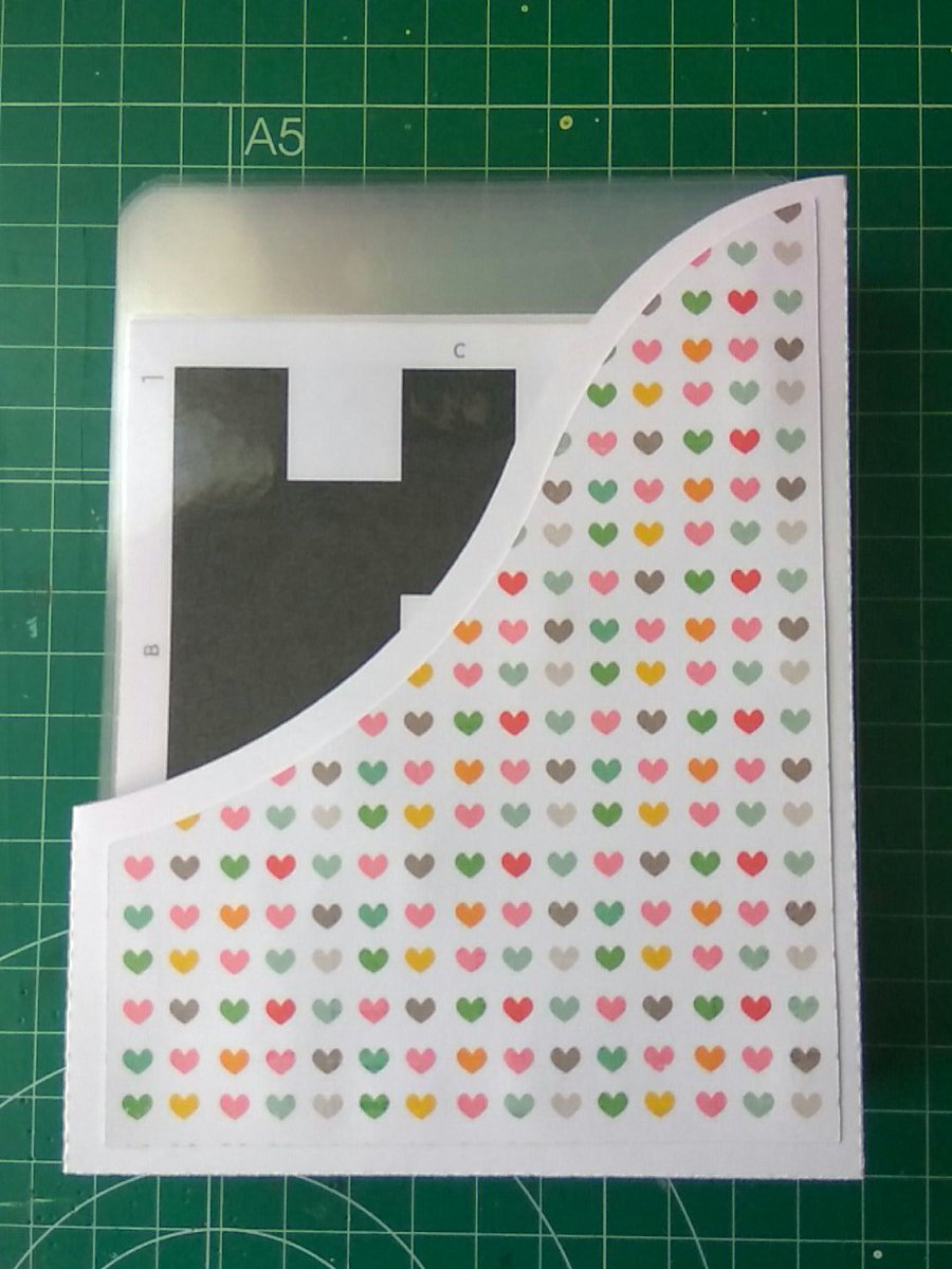 Acreativespace_'s tweet photo. Terminadas mis 63 tarjetas de @plickers plastificadas y en su caja 😀 #plickers #innovation #ictclil_urjc https://t.co/LHnupNFRK2