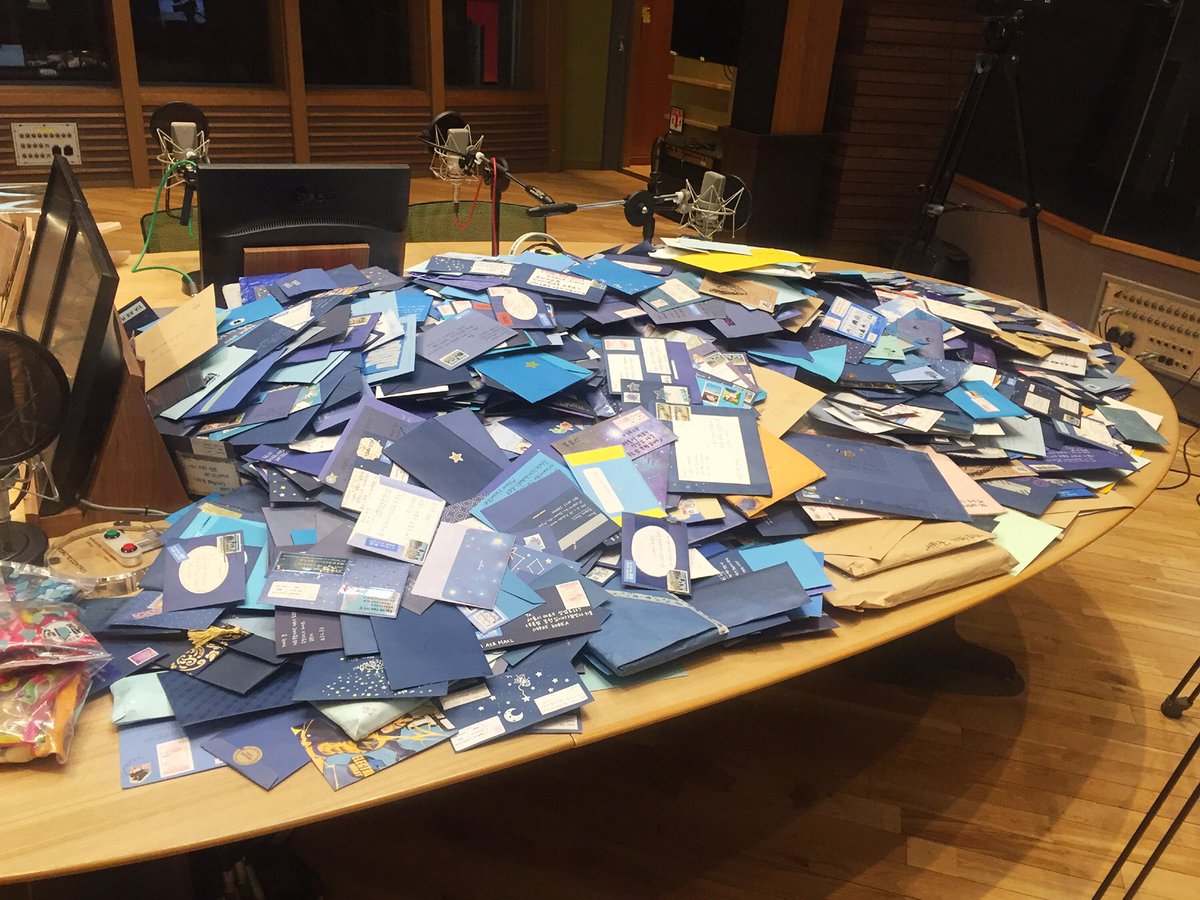 푸른밤 tweet media