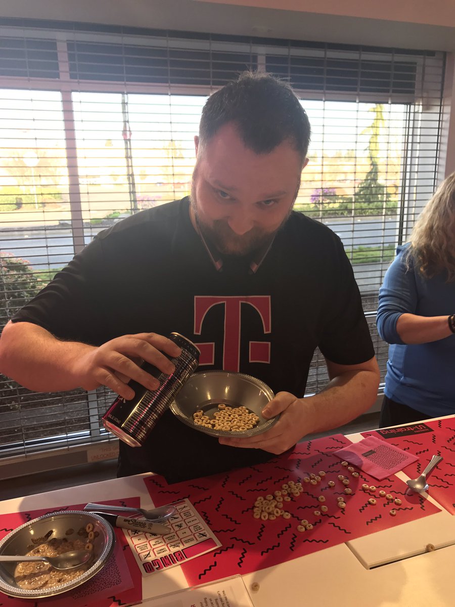 uncarrier_chris's tweet image. @theSamsungSide #SamsungSundayFunday #infinityos #monster