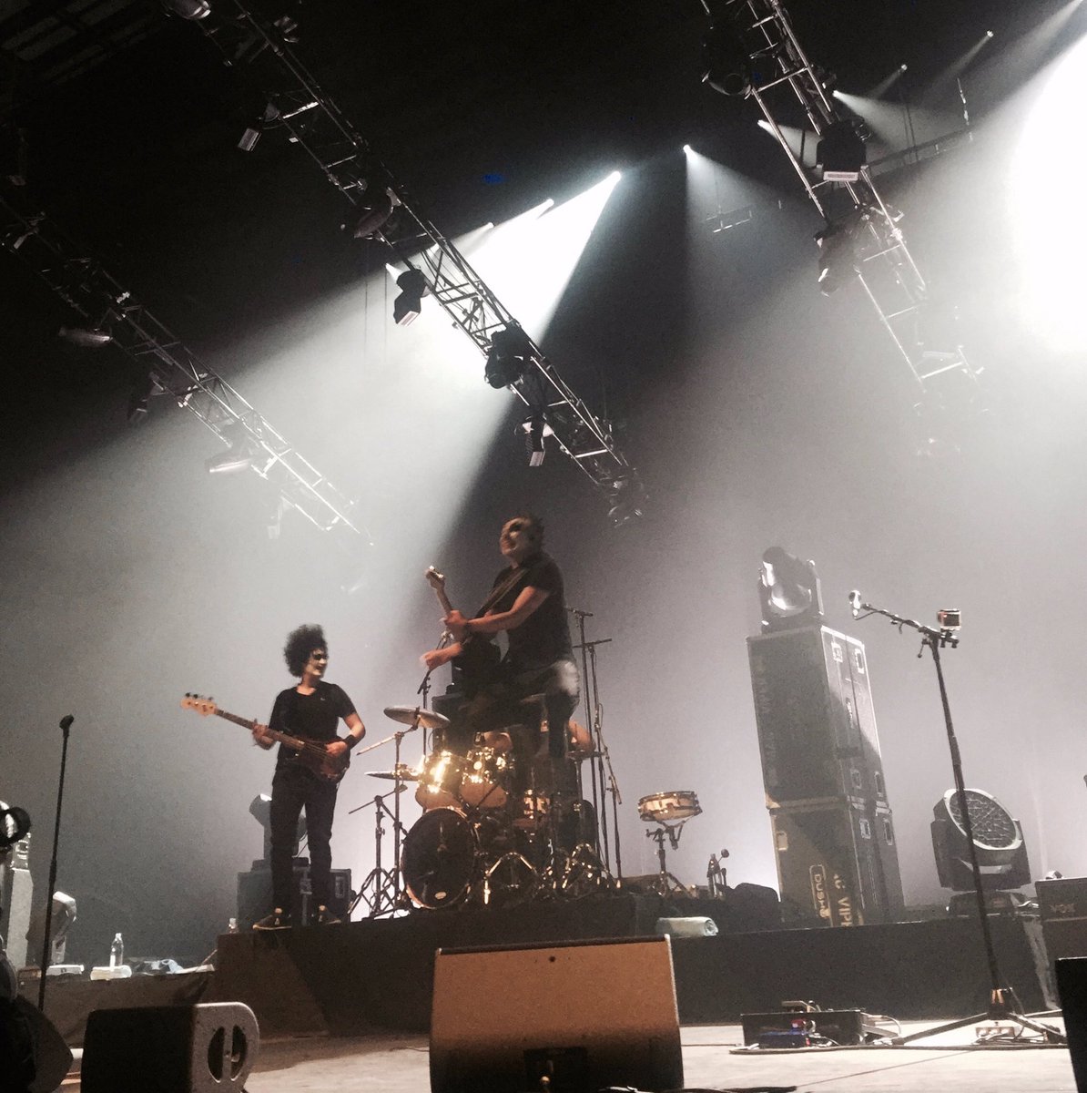 thompanic's tweet photo. En apesanteur !!#thejokers#laseinemusicale https://t.co/heF5YQmpEZ