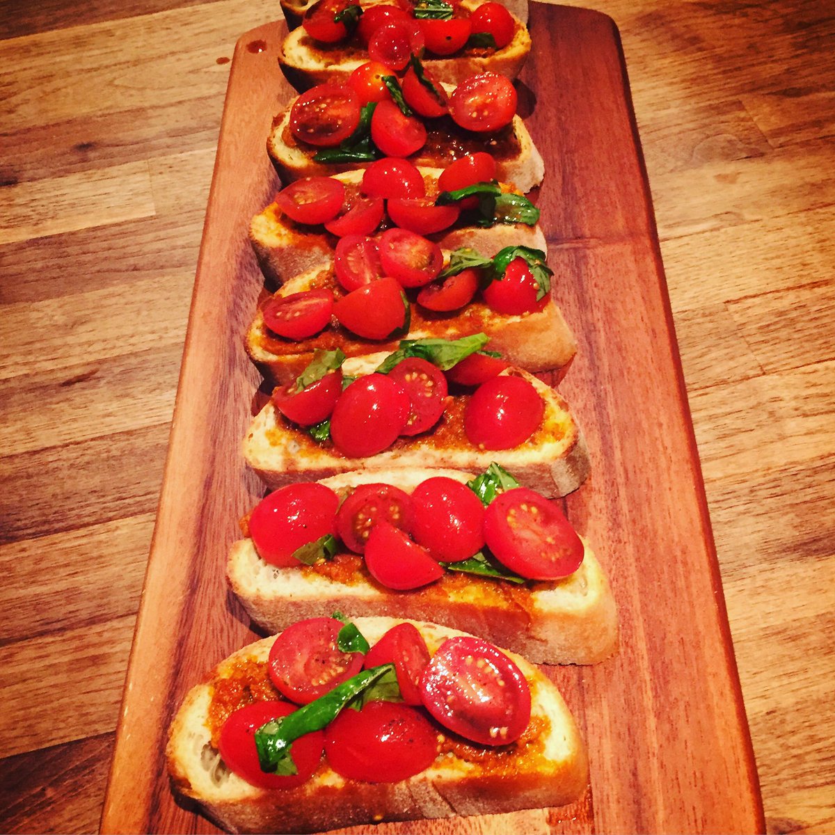 Just love #bruschetta ! Such a lovely #summer #snack 🌞 #Foodie #foodblogger #eatfresh #SundayBlogShare #eatright