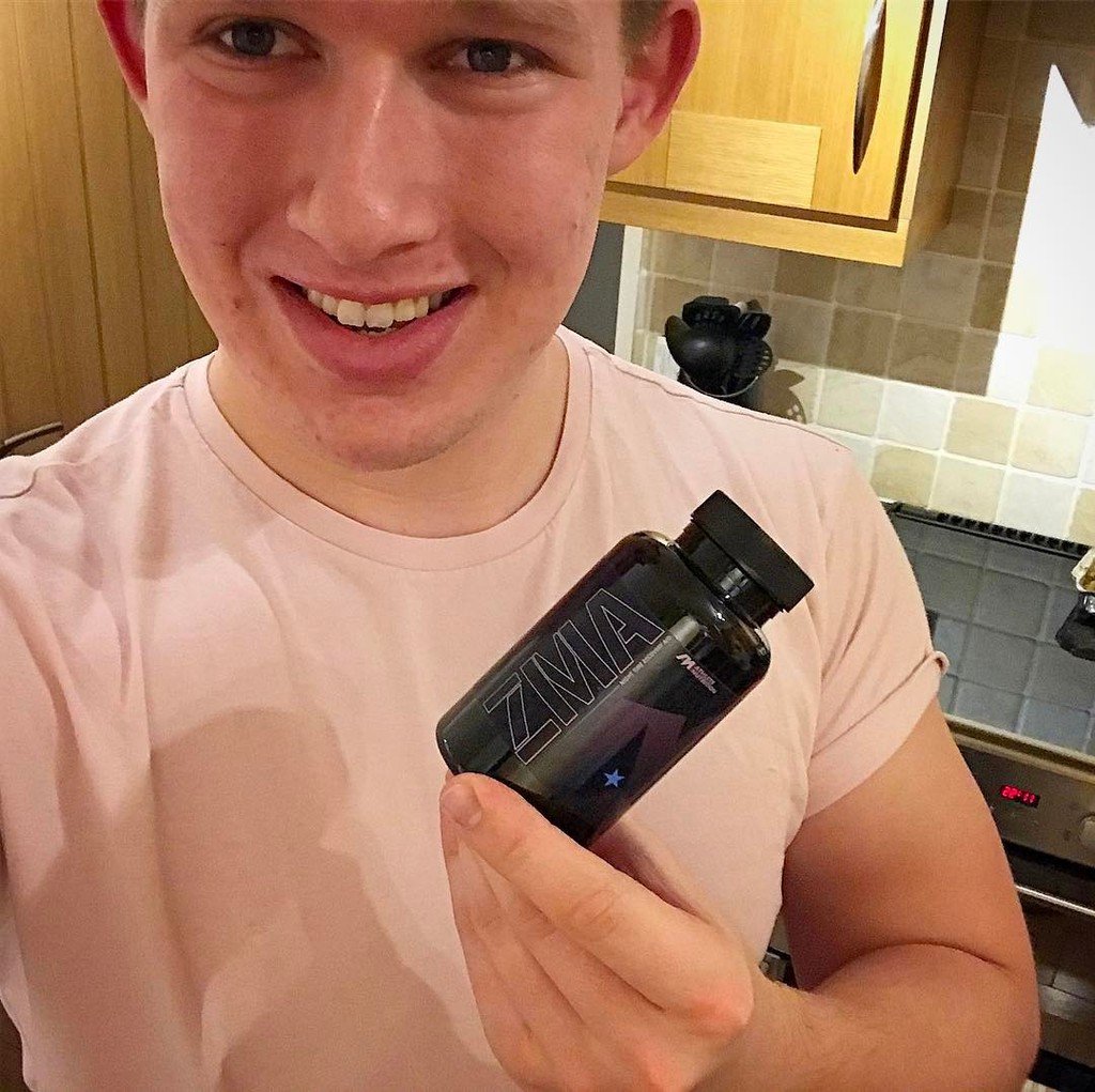 LPHH_97's tweet photo. Utilise the time in your day with @an_supplements ZMA helping your body recover whilst you sleep 😴 get 15% off wit… https://t.co/caN4chUUVt https://t.co/bEfCAtRDND