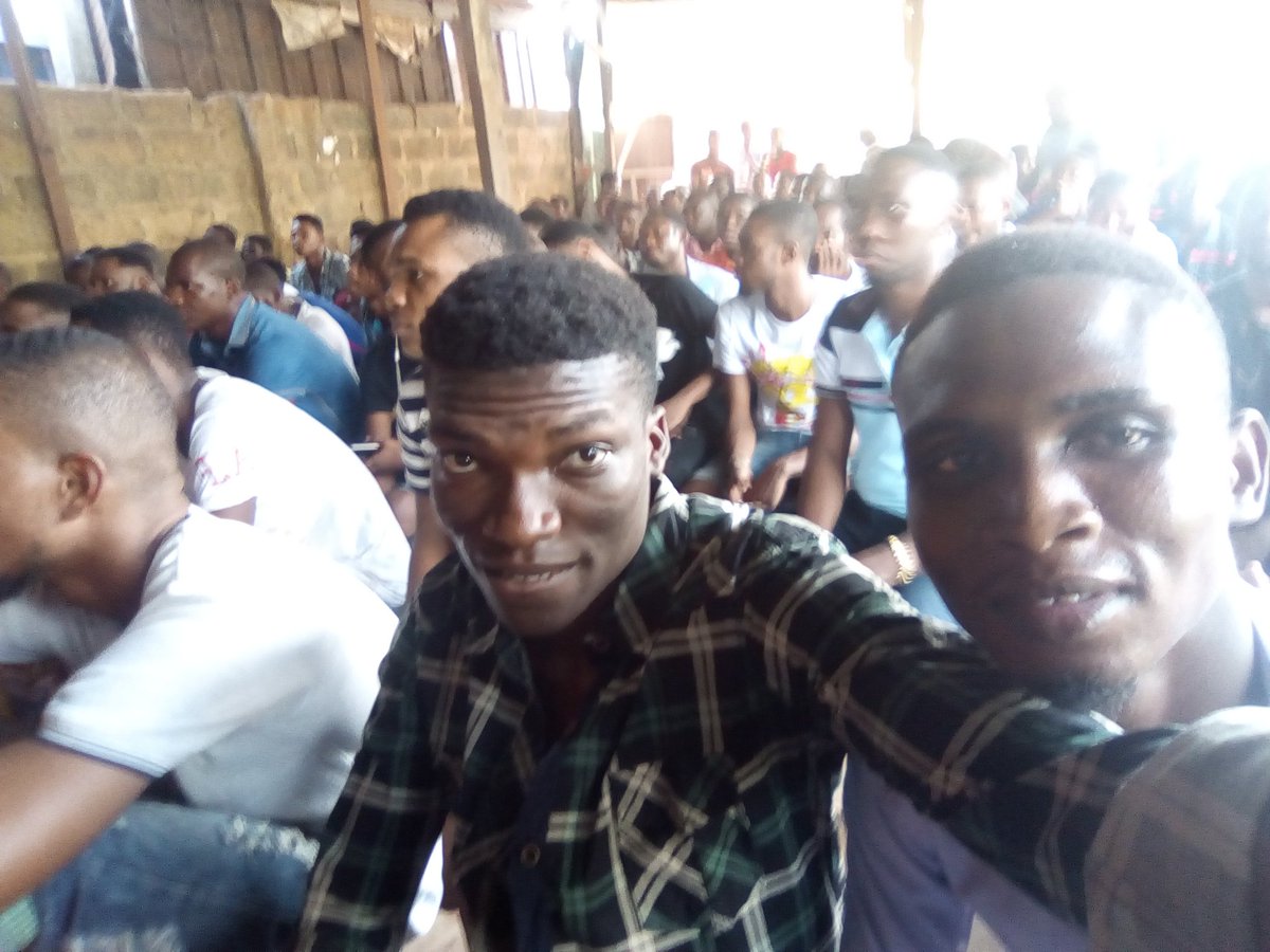 jammyj__'s tweet photo. @TECNOMobileNG #CXSelfieChallenge #CamonCXLaunch #Anambra while watching match do urs @tochi5 @ekeumzy @kateeze2 https://t.co/9n2wLXYKS2