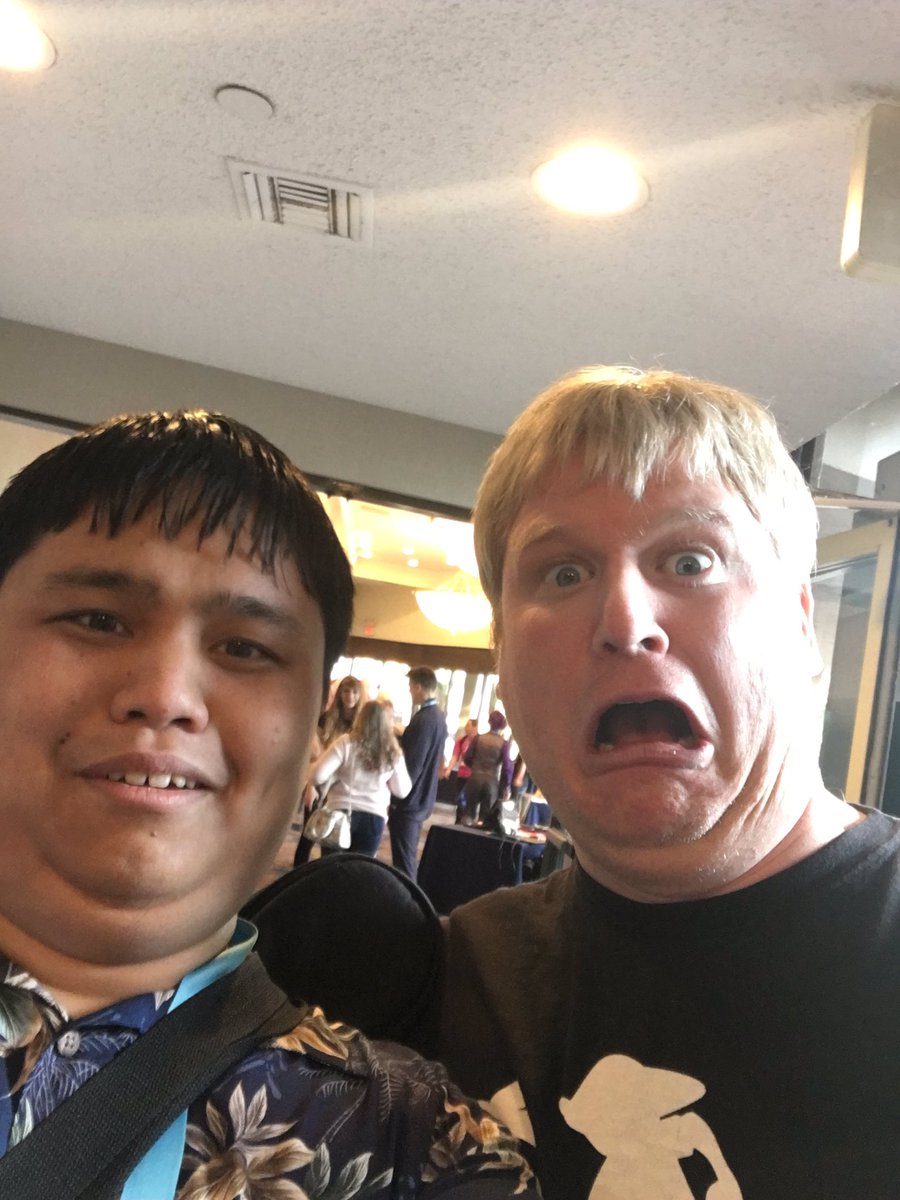 TheSelfiePony's tweet photo. #040:  it's @ACRacebest he was surprised there was no zootopia #ppc2017 https://t.co/ig6Pn6eQnA