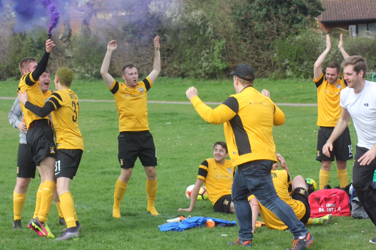 FCWormWood's tweet image. Pure ecstasy at the final whistle! Unbelievable celebrations when we finally found out that we survived #TheGreatEscape #WeAreStayingUp #MW