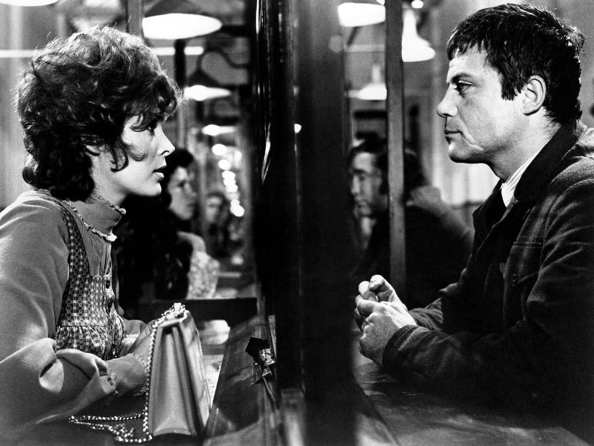 That intense Oliver Reed stare as he sits across from Jill St. John in Sitting Target (1972).
#Cinema #DouglasHickox