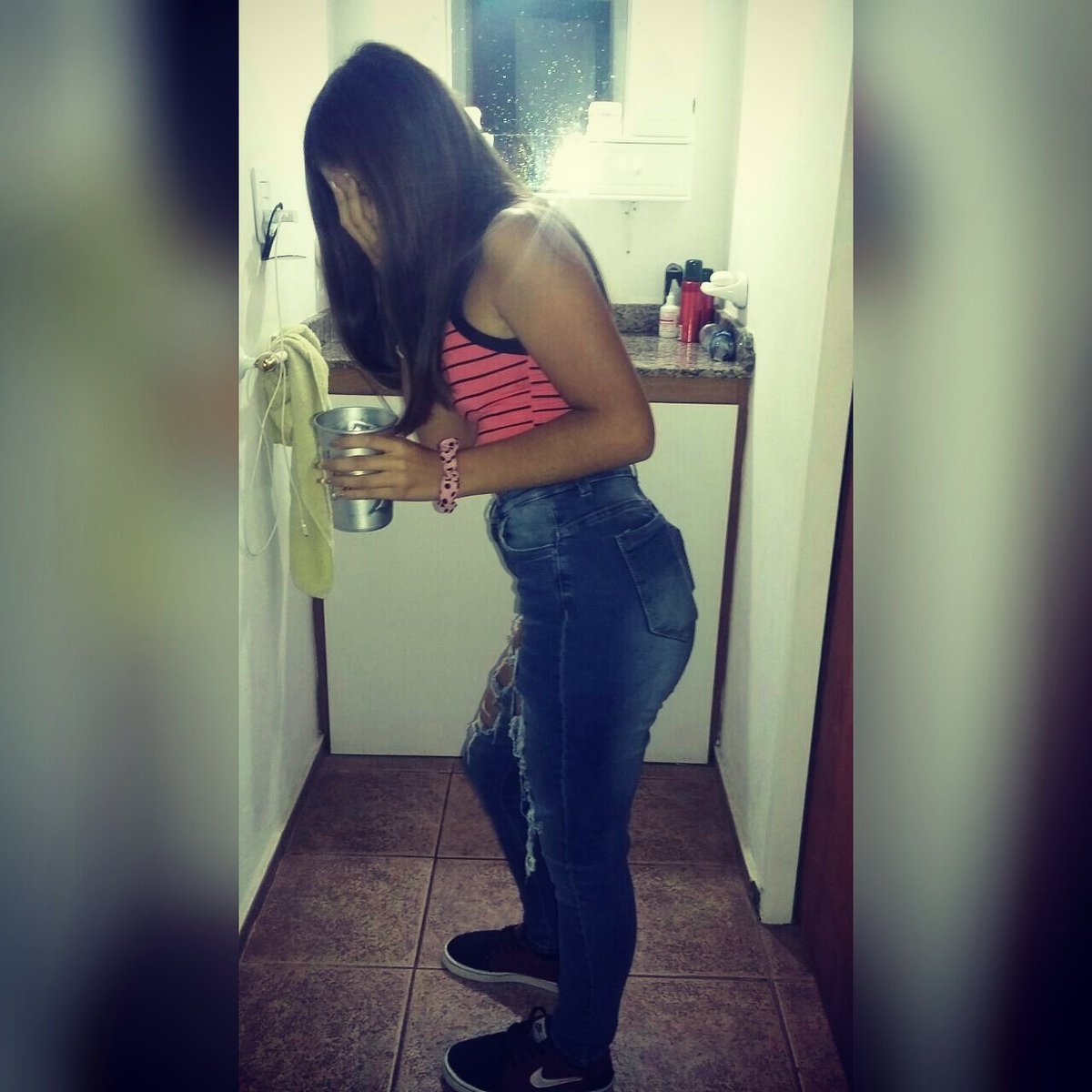 CafielMile's tweet photo. #Viernes
#QueNoche
#EsaParada
🔥🍺😂 https://t.co/WKfbCVJ0ew