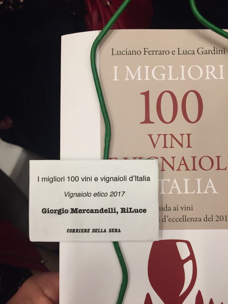 Atim70's tweet photo. @CorriereDiVini #GiorgioMercandelli #RiLuce #oltrepo Pavese https://t.co/BWiqyK62HD