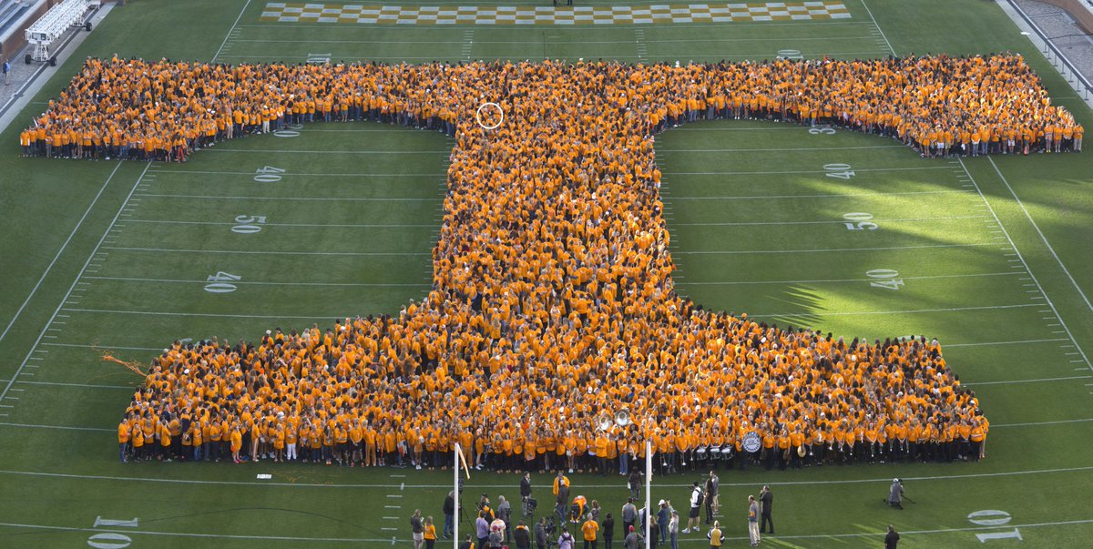jgoverly's tweet photo. Yep, that's me in the #HumanPowerT!! Thanks @UTKnoxville + @tennalum for allowing me to be part of a Guiness World Record!! @GWR #VFL #GBO https://t.co/jRn3kpaTIV