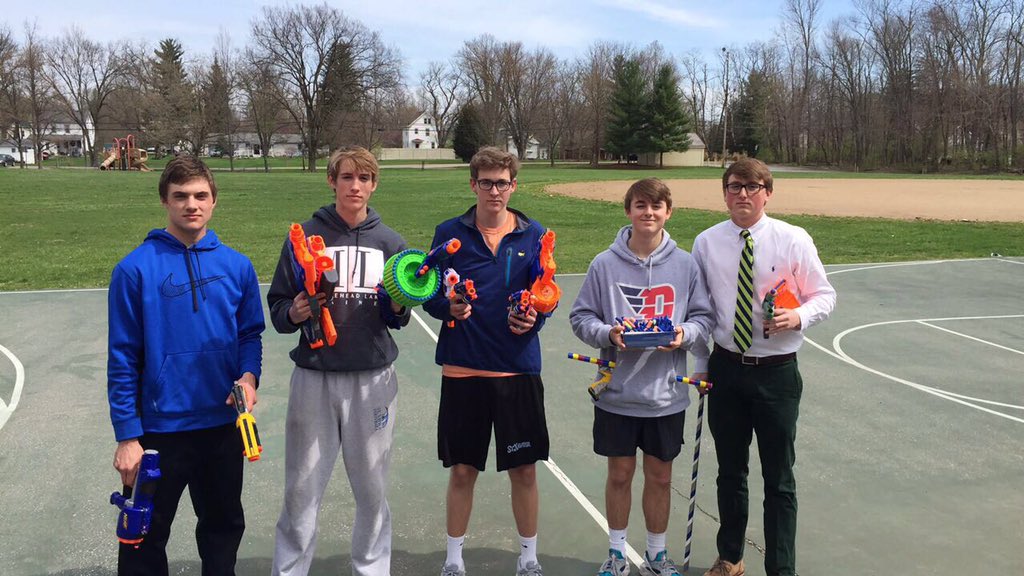 HangNBang1's tweet photo. Brus and Hank get on the board... That's when you know. #issalifestyle #shoutouttoDevanDowney @Bombernerf17 https://t.co/8uOKE6DTpU