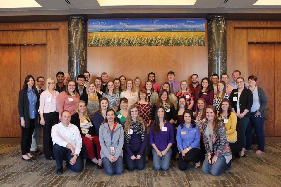 We are #RedbirdProud of our 5 ISU Ag students who attended the <a href="/agchatfound/">AgChat Foundation</a> Collegiate Congress yesterday at @MonsantoCo Headquarters in STL