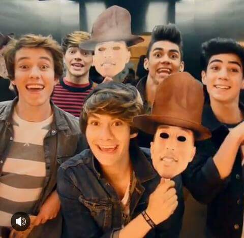 Team_Bellotas's tweet photo. #4AñosDeCD9 ¡Ya son CUATRO años!🌚
Rt si estás MÁS que orgullosa de ellos.💕
@CD9 Felicidades🌻 https://t.co/FdtYW2YCC2