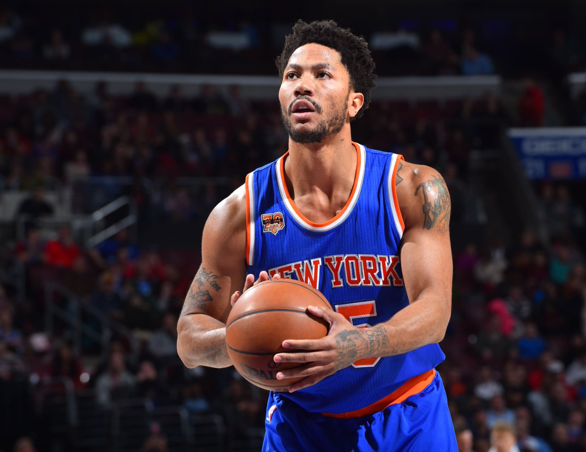 BleacherReport's tweet photo. Breaking: Derrick Rose is out for the season with a torn meniscus, per @WojVerticalNBA https://t.co/6qOL5AaxDV