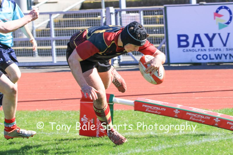tonybale263's tweet photo. Good win for RGC u16 @DaveRobsRugby @RGCNews over @welshexiles played in great spirit @ovalzonerugby @RydalPenSport other pics to come https://t.co/qatgJpWFnG