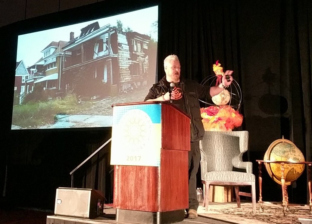 thrakkozog's tweet photo. Jason McCombs of @ZomboTheClown #BMGLC17 https://t.co/dpjX2Dfwzl