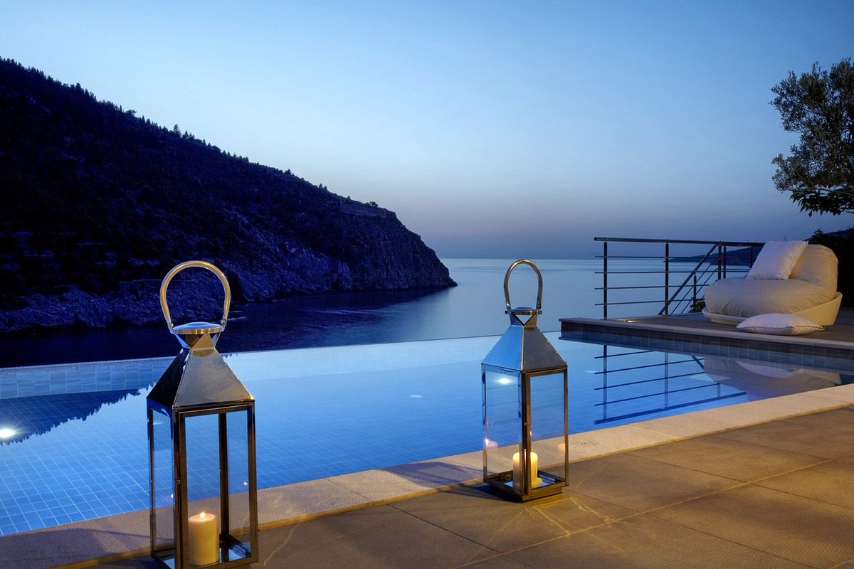 BraunisHorio's tweet photo. #travel #traveling #TFLers #vacation #visiting  #instagood #trip #holiday #photooftheday #fun #travelling #villaart  #braunishoriovillas https://t.co/0lxVxzjN4N