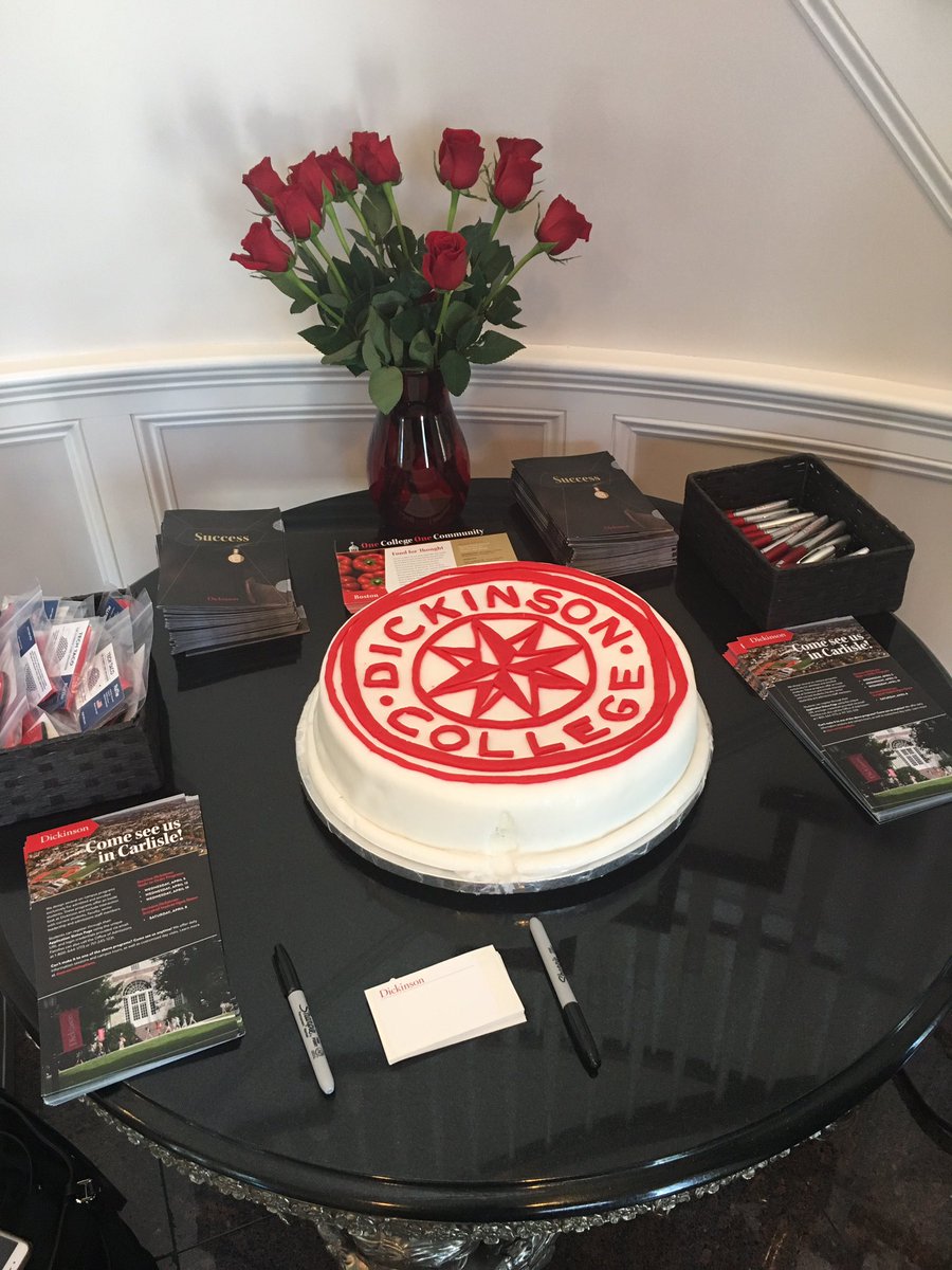 StefanieNiles's tweet photo. Getting ready for the Boston area reception...expecting about 100 students, parents and alumni! https://t.co/Otq5Zgznft