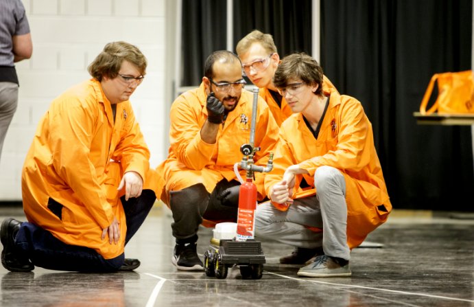 BeAnOSUCowboy's tweet photo. .OSU_CEAT provides education related to mechanics &amp; engineering to help Oklahoma grow. See all their majors! https://t.co/cK4NeWiD6l https://t.co/kKFqWGPP2f