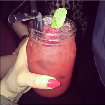Komoguildford's tweet image. School night tonight? No reason not to party. Komo's lush #mocktails do the trick.
#TheRedOne pic courtesy of @Stefyjlo #livemusic&amp;amp;cocktails