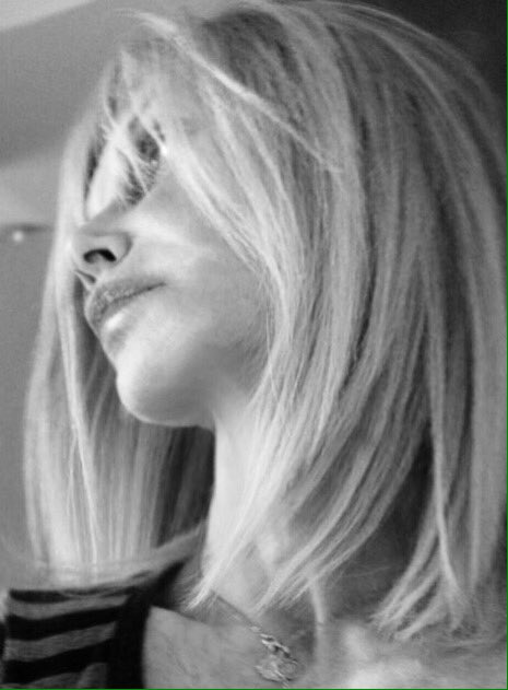 _glam_amour_'s tweet photo. Grazie alle donne 
belle e infedeli
per tutto cio' che é durato un istante,
per quell'addio!

#Evtušenko 

#stilleDiPoesia https://t.co/nmCnN6qP19