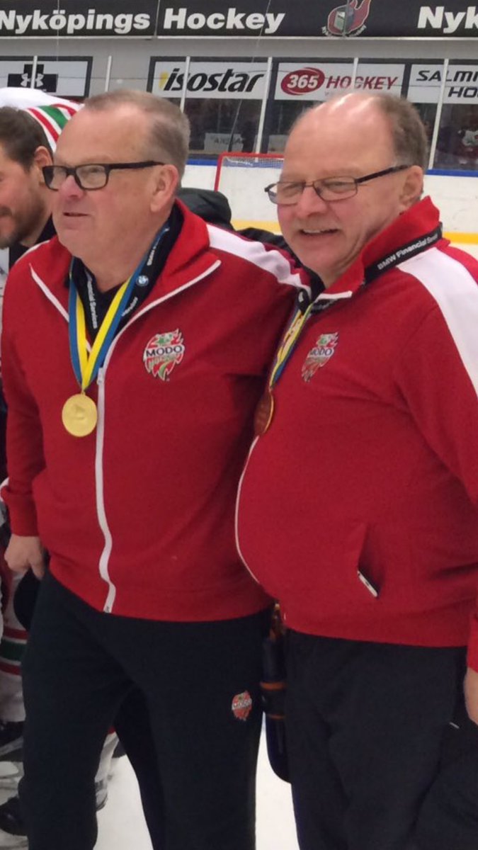 robinforssen's tweet photo. Enormt stort med dubbla SM-guld i juniorleden. Enorm prestation av spelarna. Två som ej ska glömmas är mina materialarkollegor. #modose https://t.co/sDPf9hXWbZ