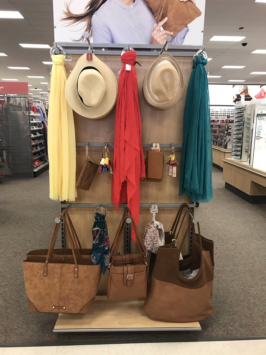 emilyacker134's tweet photo. Spring 2017! #newbags #target #style #targetstyle @AmberHafron @jakegreer_17 https://t.co/PtAmWTBZWp