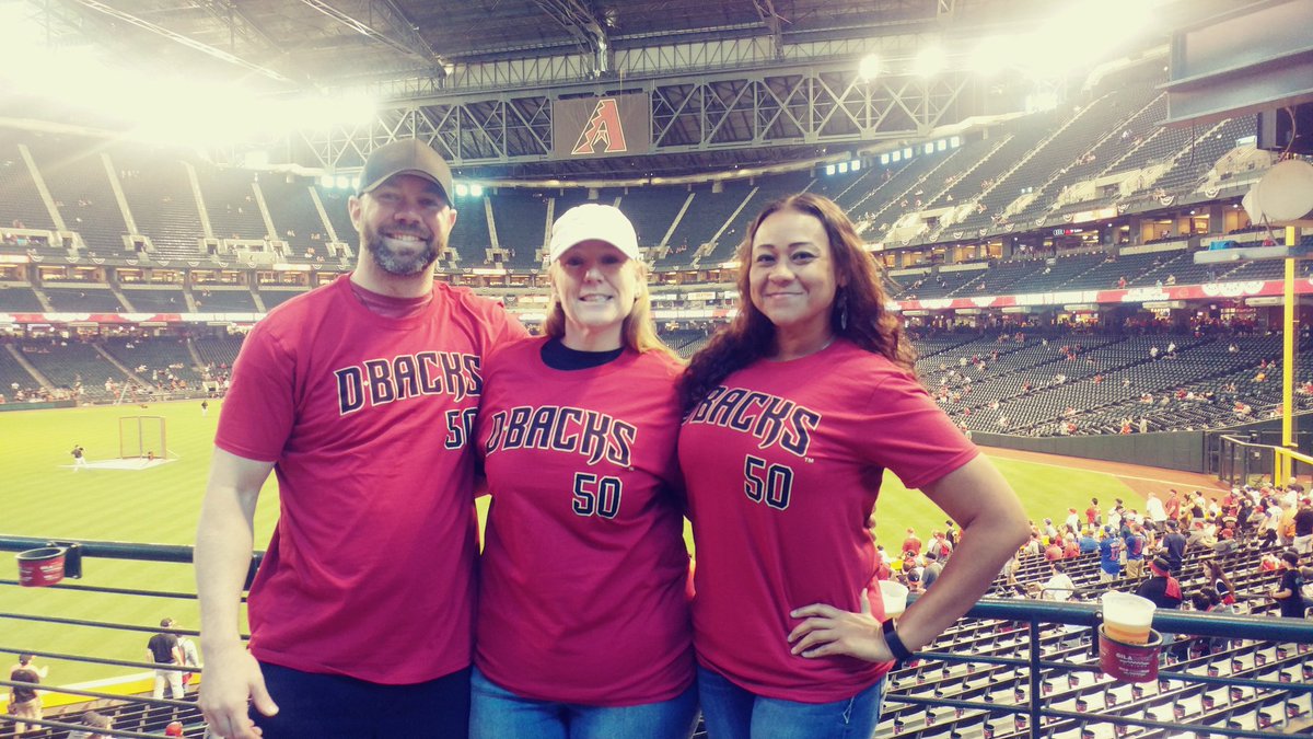 MsRichardson143's tweet photo. Opening Day with the Dbacksf!  #godbacks https://t.co/uMhLjPcxlw