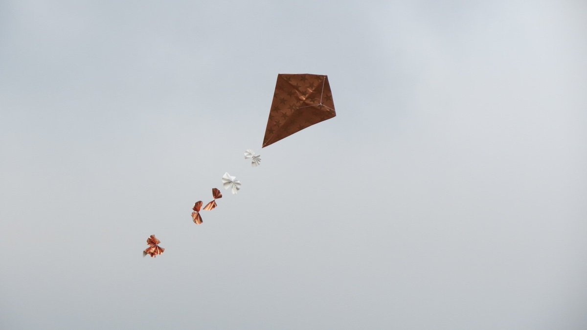 kiteworld_lv's tweet image. Brīvdienās uzsākām vasaras pūķošanas sezonu!
Skaties kā mums gāja: youtu.be/ZX8Z2835qfA