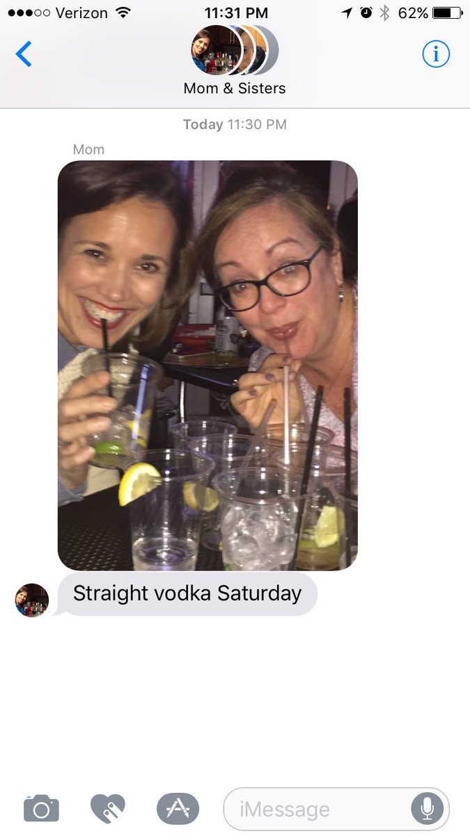 Abbeyroo32's tweet photo. On today's episode of normal texts I receive from my mother https://t.co/958lSdLDgK