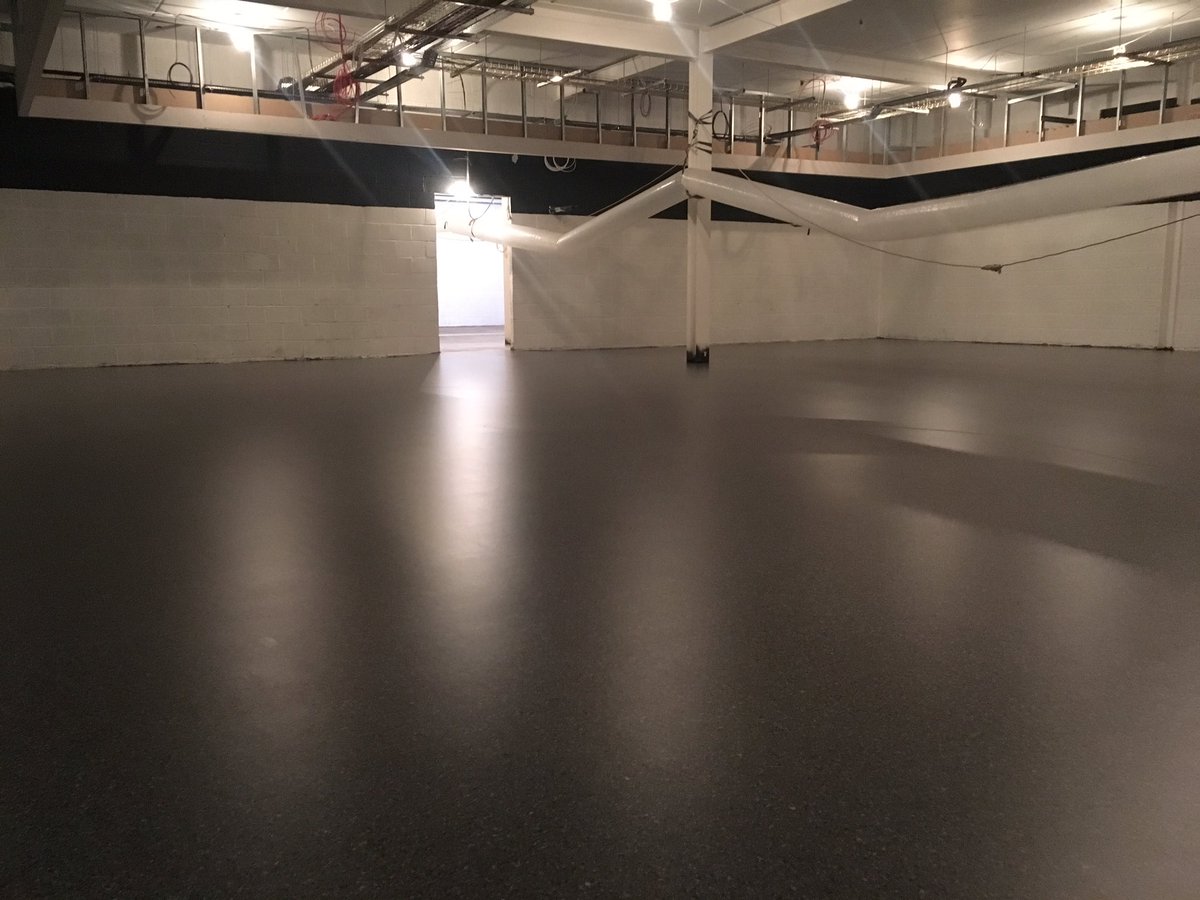 Cws_flooringltd's tweet photo. Completed works! @Cws_flooringltd @NatFlooring @Degafloor #Co-op #Birmingham #flake #resin #resinfloors https://t.co/KBut4W0F7f