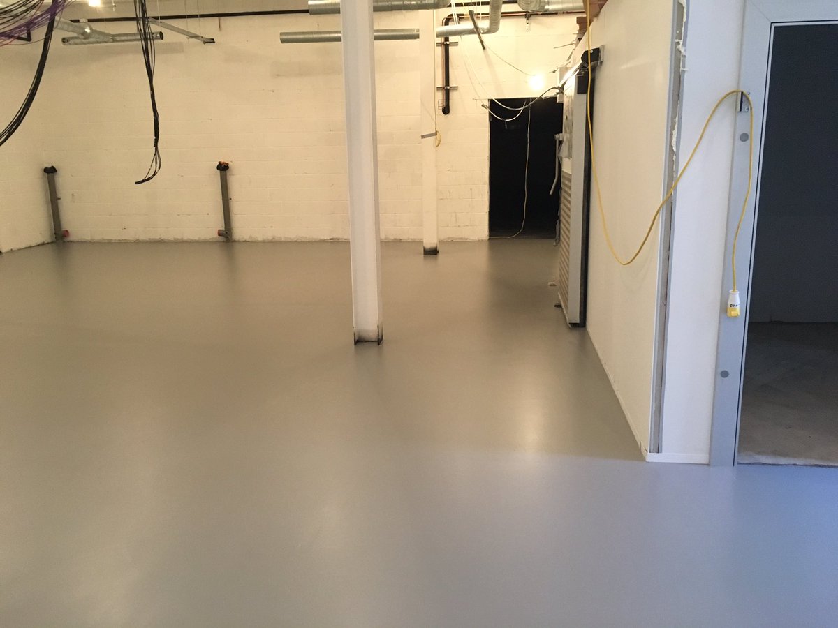 Cws_flooringltd's tweet photo. @Cws_flooringltd @NatFlooring @Degafloor #Co-op #Birmingham #backofhouse #freeflow #resin #resinfloors https://t.co/2iVl3VK4fL