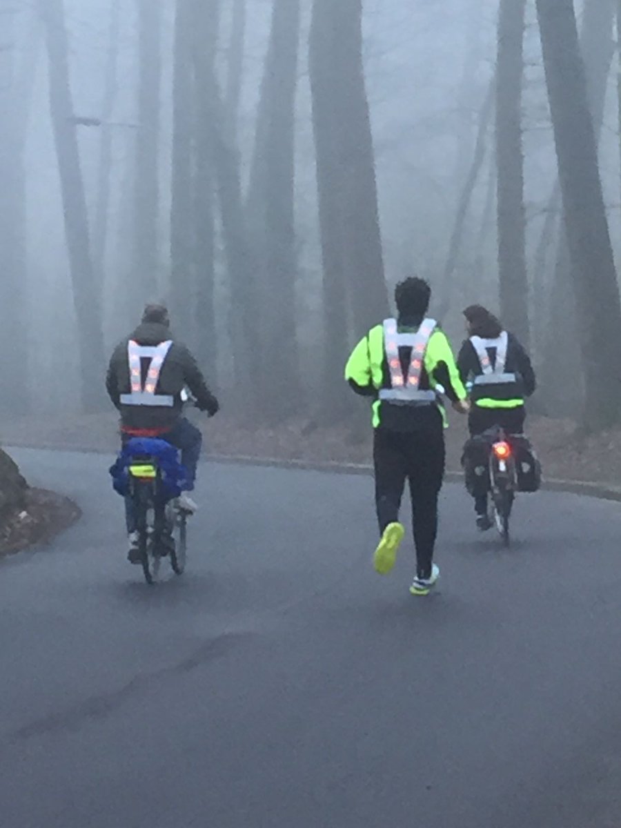 ConnectedDream's tweet photo. We zijn goed op weg naar onze start in Hamburg voor de #roparun ! Een top weekend gehad met avond-en nachttraining https://t.co/IVWrRrM8rp https://t.co/kbBX4OJfg2