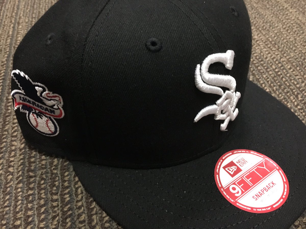 whitesox's tweet photo. RT for a chance to win a White Sox hat in honor of #CWSOpeningDay and #CapsOn! https://t.co/aVFgtoYZzB