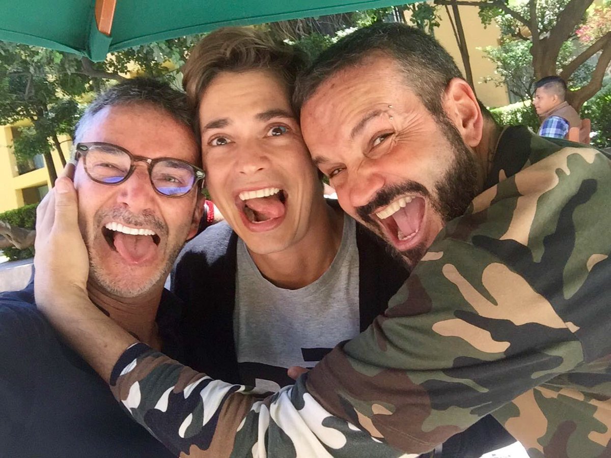 carlosbaute's tweet photo. Con mis queridos amigos @elmiguealonso @danialonsofoto 
Reencuentro en #Mexico 
Qué alegría ver los amigos de siempre! 
Les quiero. https://t.co/TGvA6HERRr