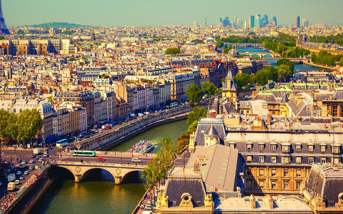 excellent_edu's tweet photo. Ready to LEARN &amp; ENJOY in Paris?🙂 #EDHECsmm https://t.co/UrjFUlHg1q