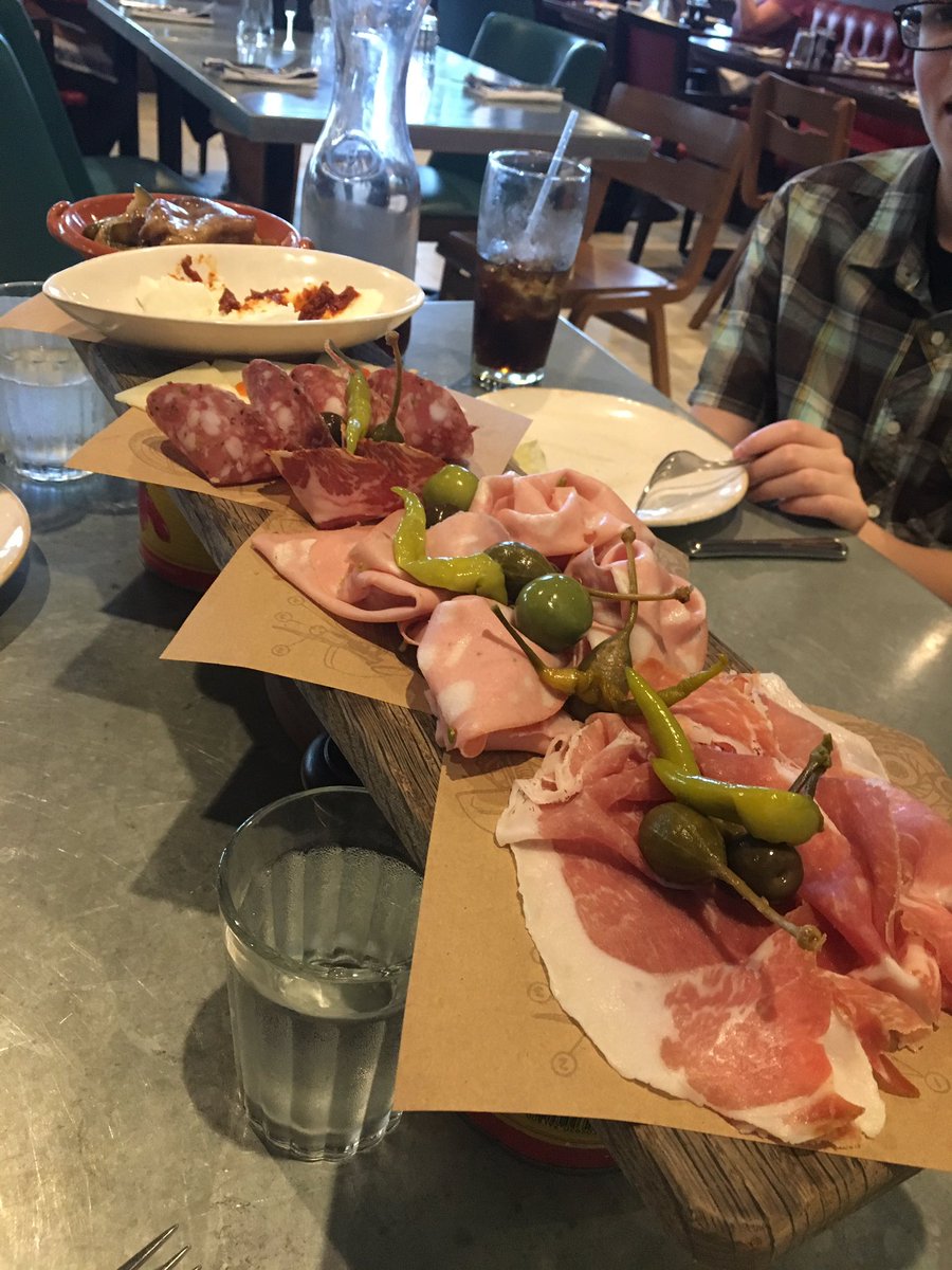 PaulaPYT's tweet photo. @jamieoliver Your restaurant on Harmony of the Seas was our favorite meal! Yummy, thanks! @RoyalCaribbean https://t.co/IqjC65DIN2