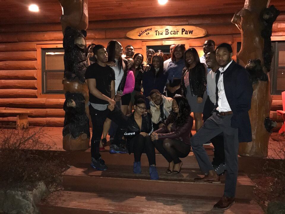Its_Mee_JoJo's tweet photo. Pre birthday celebration !😛😍🎉🎊 #RealWorldD.E 😘 https://t.co/SjqS2kUZcR