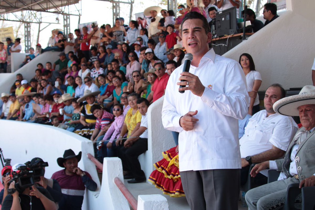 alitomorenoc's tweet photo. Los convoco a trabajar en unidad por Campeche y por nuestras comunidades para tener las mejores herramientas y la mejor infraestructura. https://t.co/swxYFQ51vH
