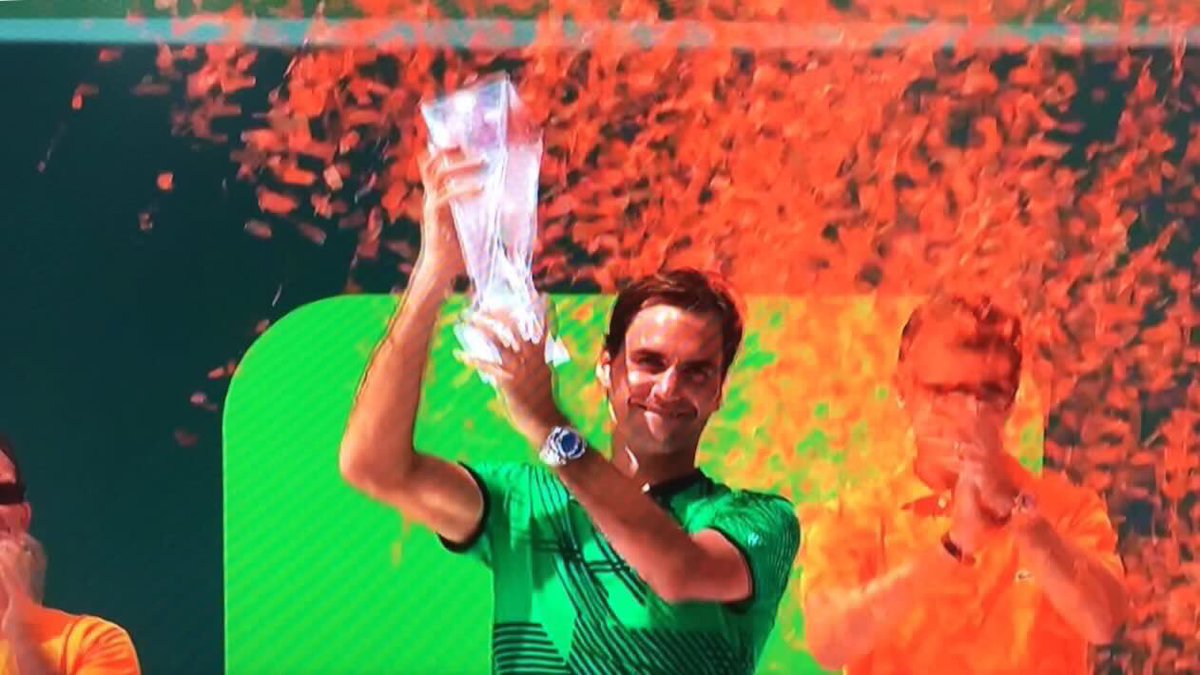 7ahmo0od's tweet photo. My legend @rogerfederer is the champion of #MiamiOpen
#RF91 ❤️🇨🇭 https://t.co/1IbnQ9nmRq
